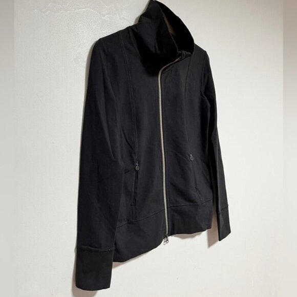 Lululemon Define Jacket - Black - Size 6 - Full Zip - Picture 4 of 11